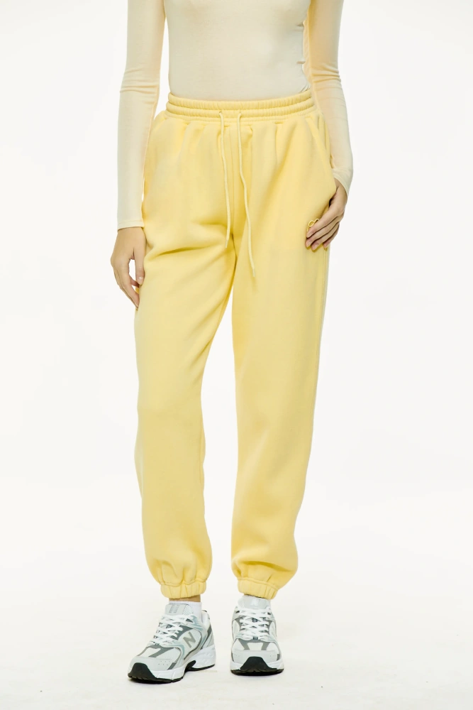 Casual loose-fitting sports pants