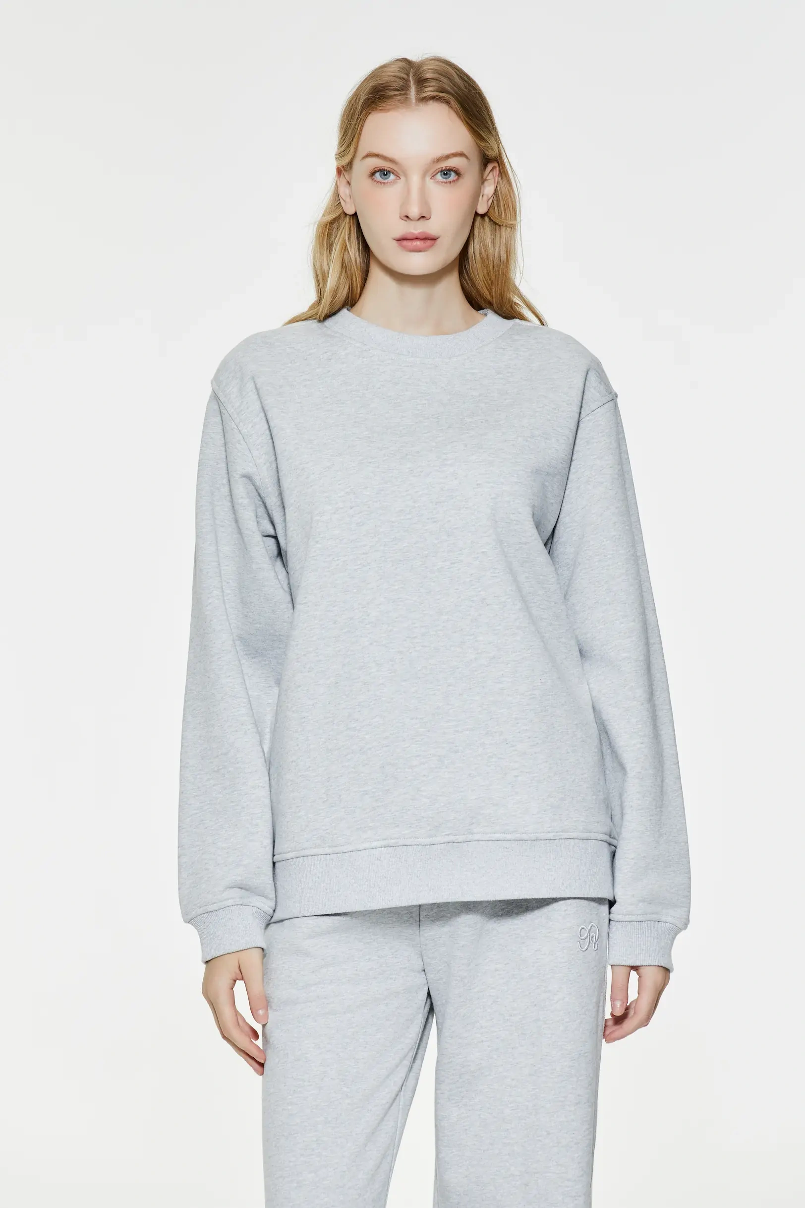 Multi-color basic sweatshirt