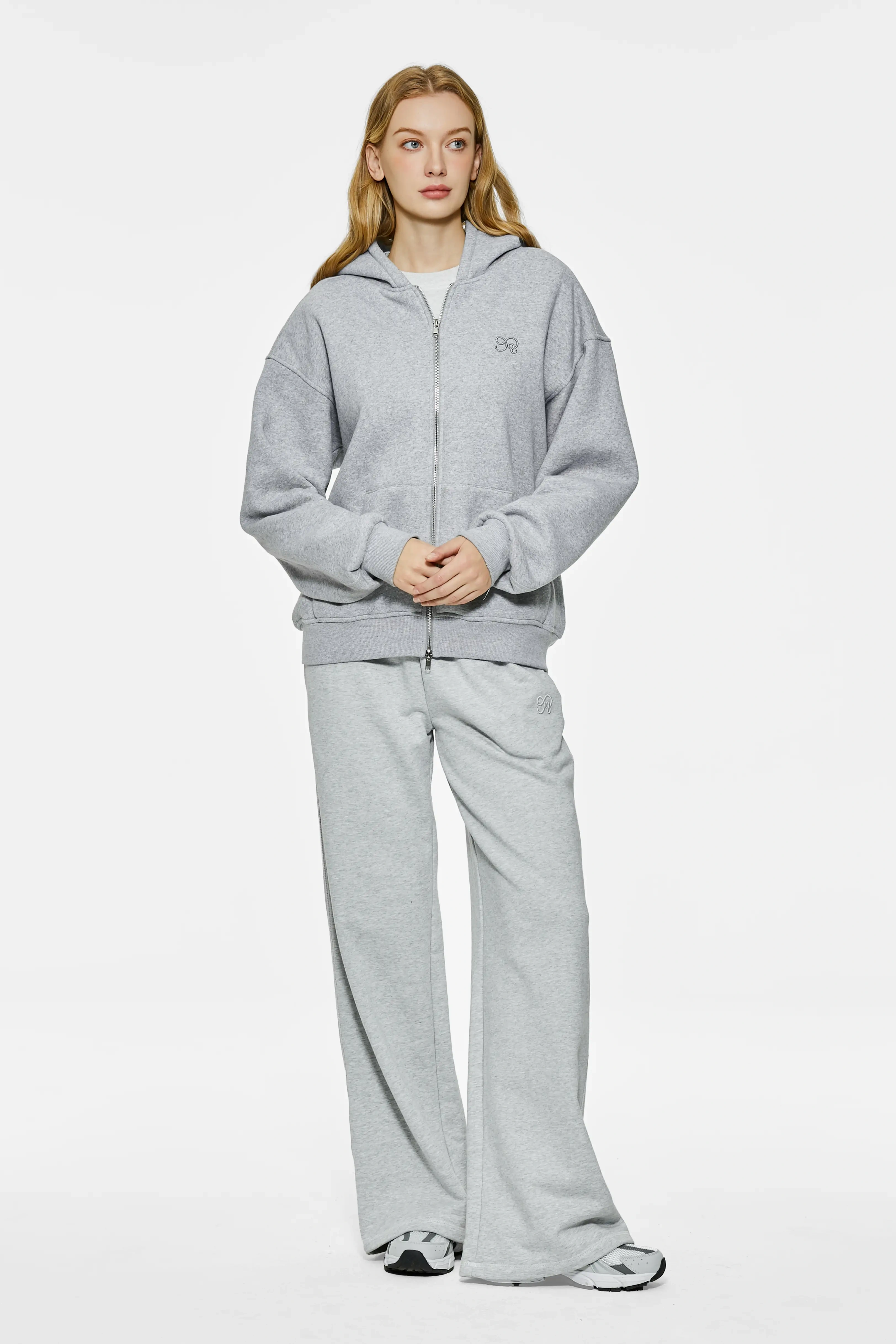 Drop shoulder zipper hoodie