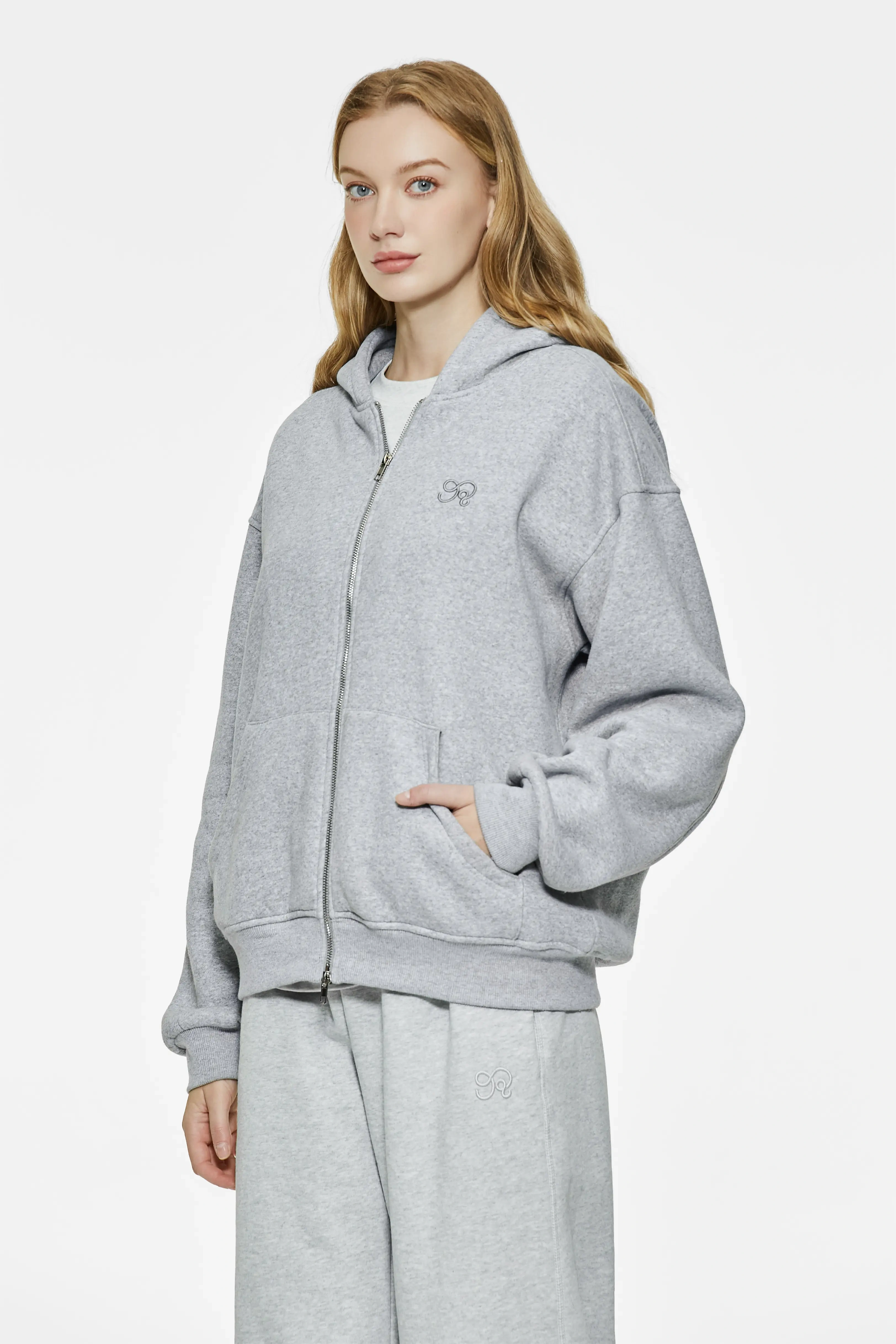 Drop shoulder zipper hoodie