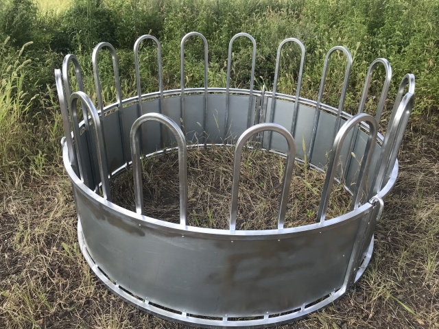 Round Hay Feeders