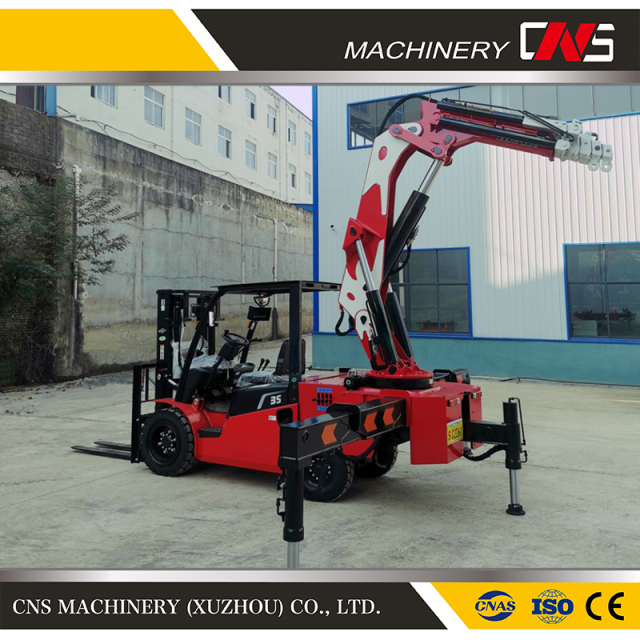 Cns Multi-Function Four-Wheel Drive Cross-Country Forklift Truck Handling Cargo Crane Forklift Truck Tail Crane