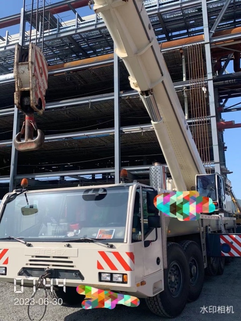 High Quality and Good Price Used Truck Mounted Crane Demag AC250-1 Second Hand Truck Crane for Construction