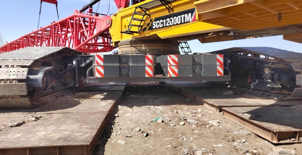 Scc8000A San-Y Used Crawler Crane Famous Brand Second Hand 800 Tons Lifting Capacity Large Type Crawler Crane
