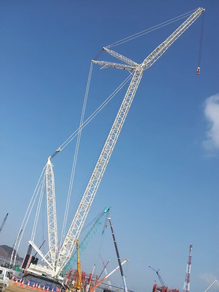 Used Demag Crawler Crane Cc6800 1250t Hoist Machine Second Hand Good Condition Hydraulic Crane for Sale