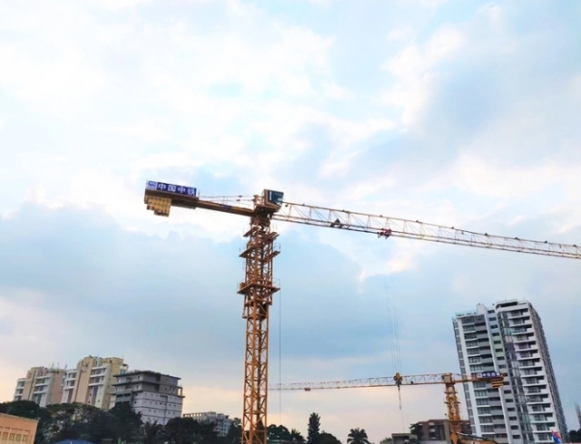 Xc (MG) Official Second Hand 6 Ton Tower Crane Mini Construction Used Flat Top Tower Crane Xgt6013b-6s1 with Low Price