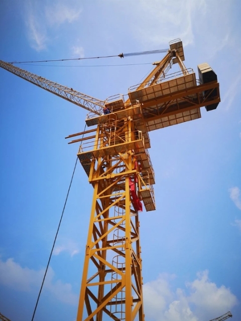 Second Hand Xc (MG) Xgl160-10s 10 Ton Chinese Brand Self Erecting Luffing Tower Crane Competitive Price for Sale