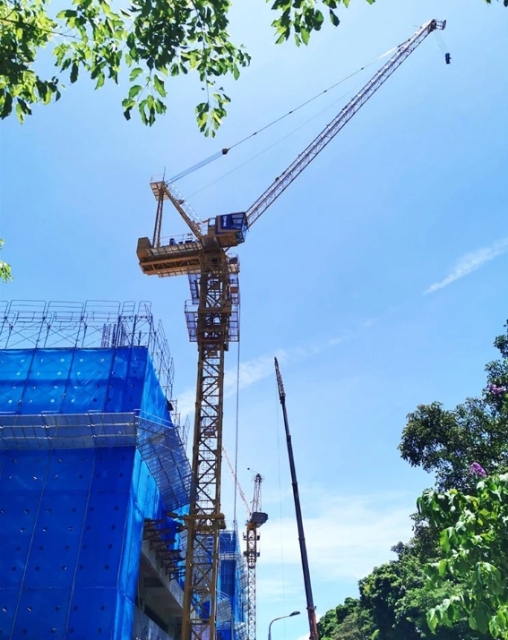 Second Hand Xc (MG) Xgl160-10s 10 Ton Chinese Brand Self Erecting Luffing Tower Crane Competitive Price for Sale