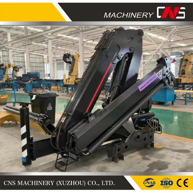 Cns Brand 5ton Truck Crane High Quality Folding Arm Lifting Crane Knuckle Boom Truck Mounted Crane with 5 Ton Lifting Capacity