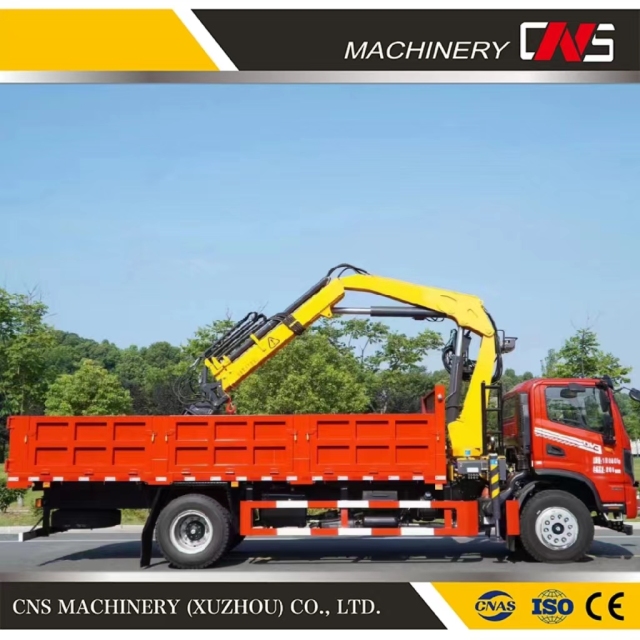 Multi Functional and Efficient Hydraulic Folding Arm 5 Ton Crane with Wood Grapple for Delivering Timber