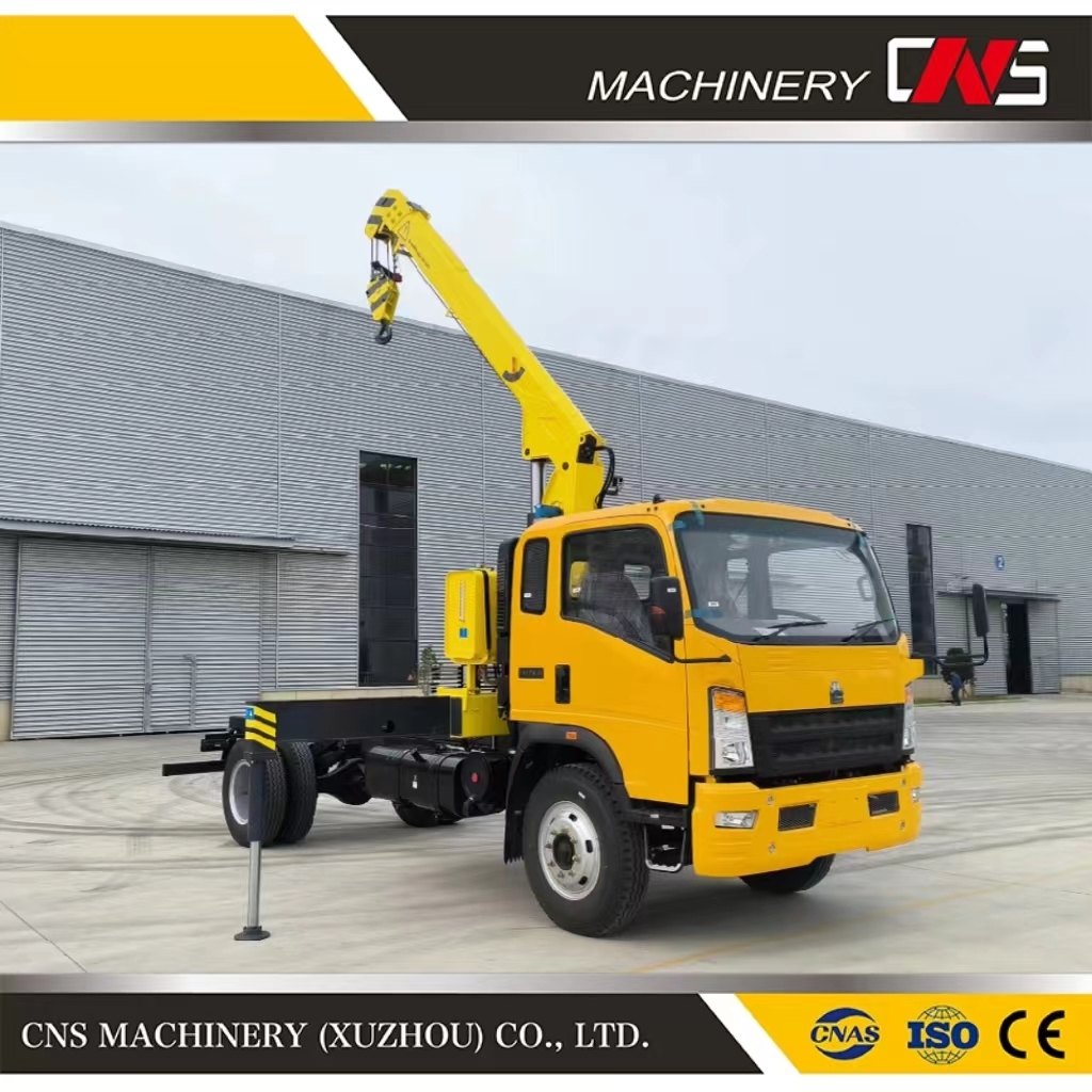 Xuzhou China Engineering Machinery Cluster Center 5 Ton Hydraulic Straight Arm Telescopic New Lifting Boom Truck Crane