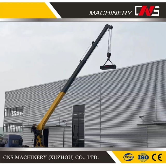 Factory Direct Sales CE Certified 5 Ton Telescopic Boom Structure Easy to Install Building Construction Mobile Truck Crane