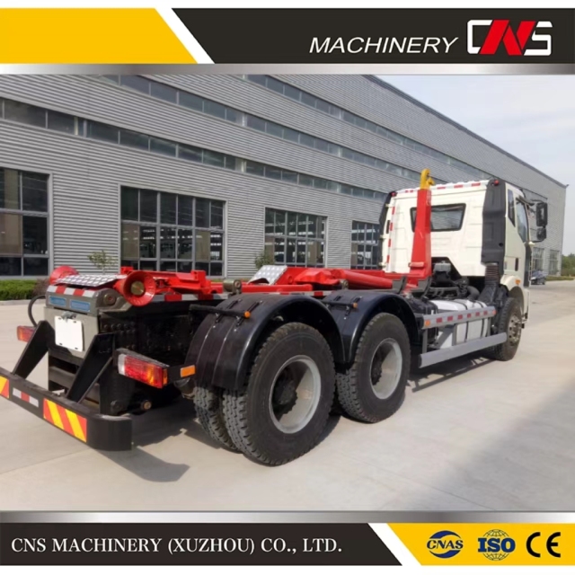 Factory Direct Sale Electric Garbage Truck Roll off Hook Lift with Manual Transmission Reliable Motor and Pump
