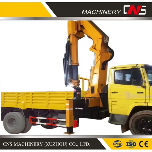 Hot Sale 5 Ton Hydraulic Lifting Knuckle Boom Truck Mounted Crane Folding Arm Mobile Crane Manufacturer for Construction