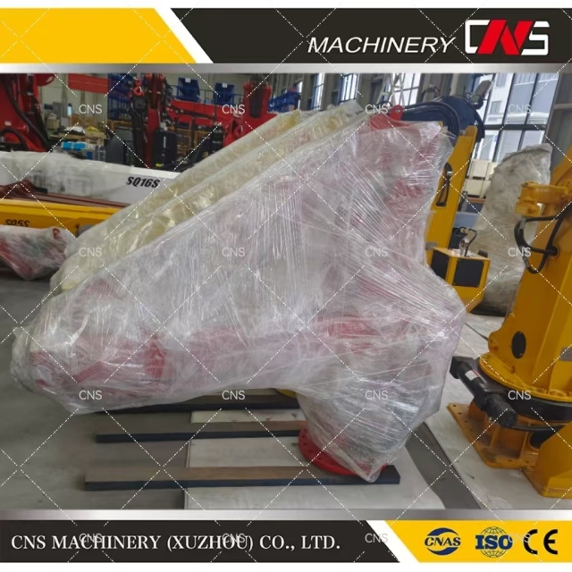 High Quality Hydraulic Folding Boom Marine Deck Ship Crane 3.2 Ton Capacity Ship Used Deck Crane