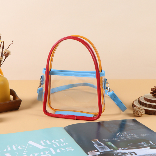 Wholesale Large-Capacity Waterproof PVC Storage Bags - Transparent Tote, Makeup Bag, Toiletry Bag & Travel Organizer