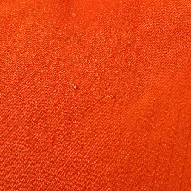 Travel Bag - Lightweight nylon gym bag  - Portable travel duffel  - Detachable shoulder strap bag  - Water-resistant sport tote  - Retro style barrel bag  - Casual crossbody duffel  - Small weekend travel bag