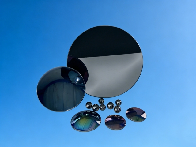 Chalcogenide Glass Lenses