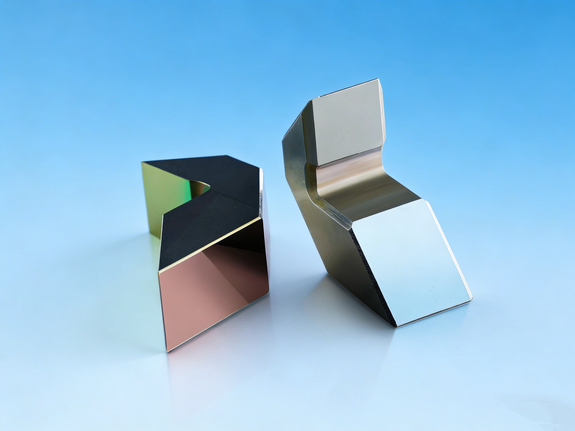 Chalcogenide Glass Prisms