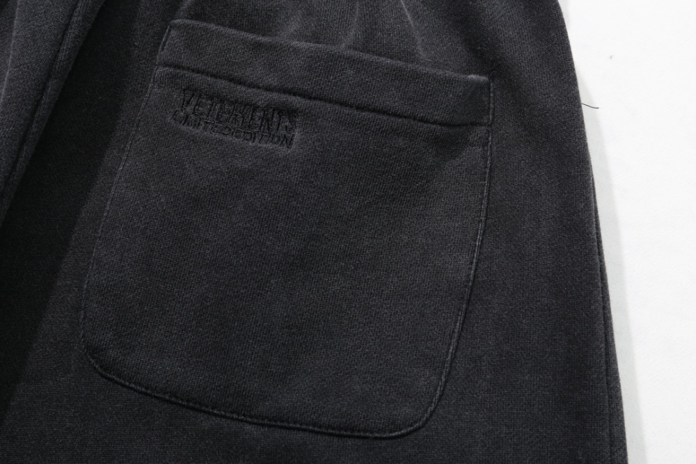 БРЮКИ    Vetements