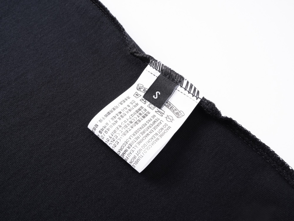 ФУТБОЛКИ  Chrome hearts