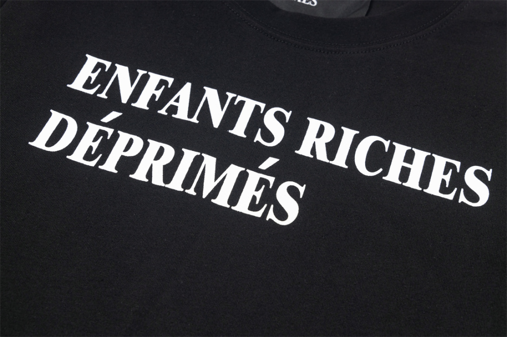 ХУДИ   ENFANTS RICHES DÉPRIMÉS