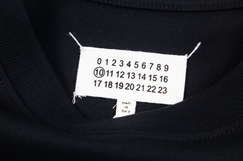 ФУТБОЛКИ Maison Margiela