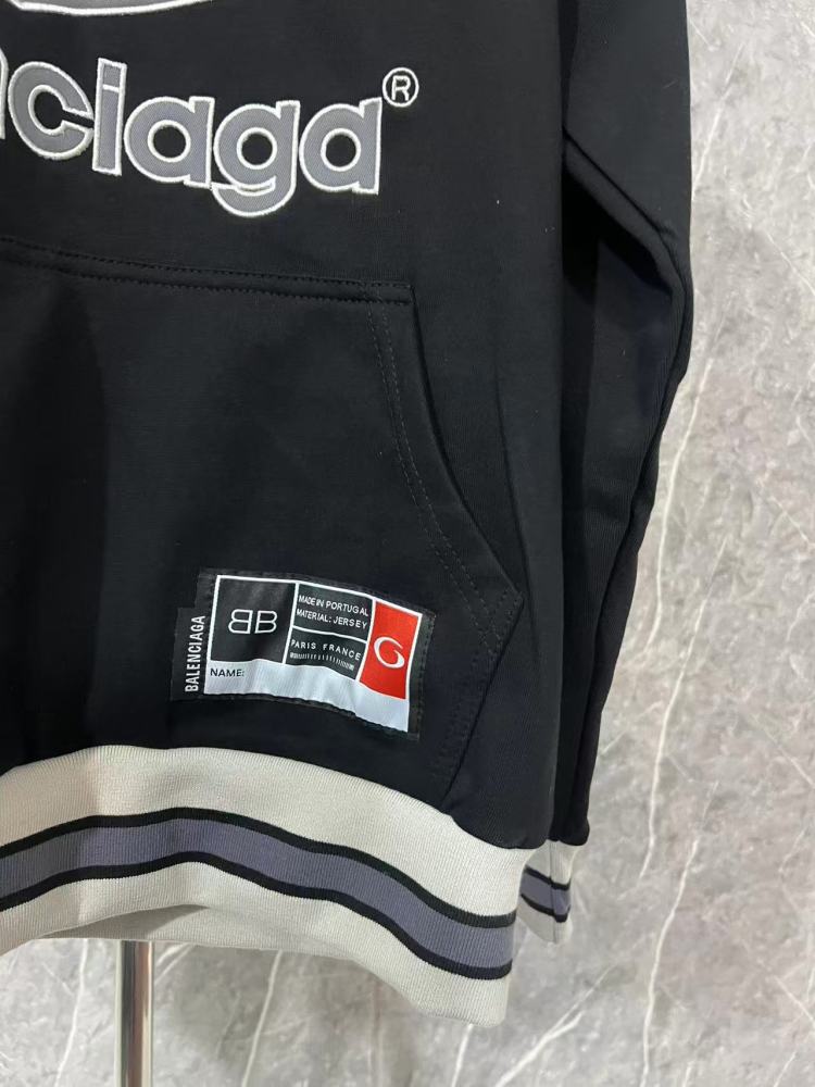 ХУДИ  Balenciaga