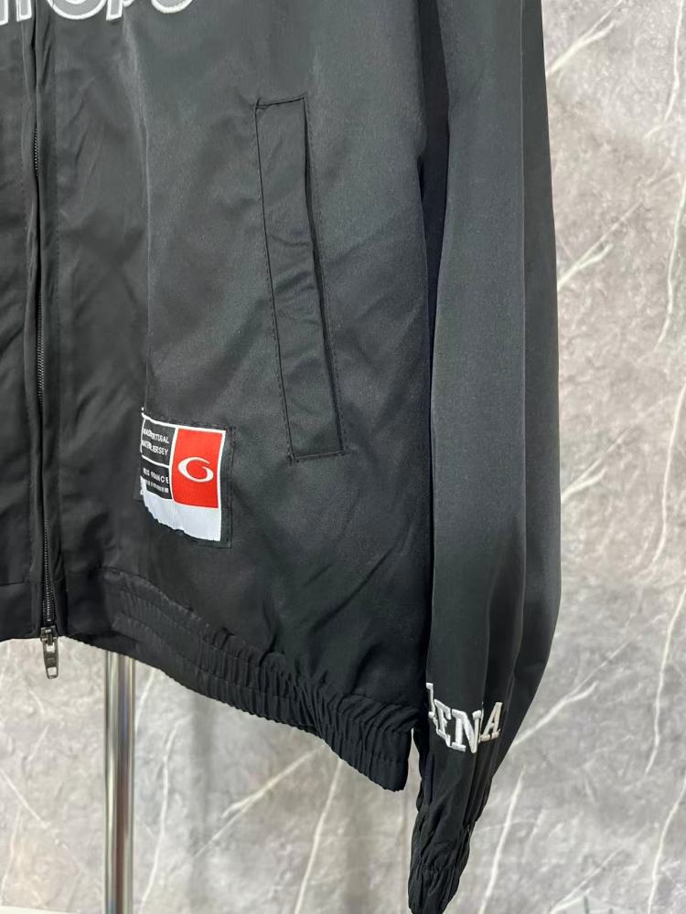 КУРТКИ Balenciaga