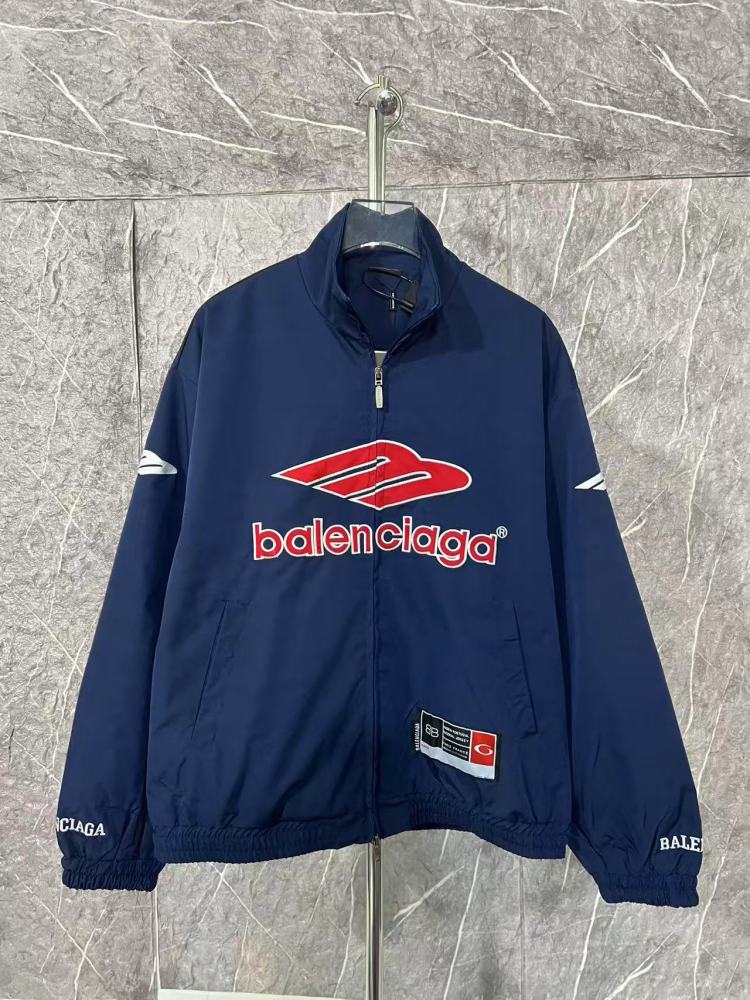 КУРТКИ Balenciaga