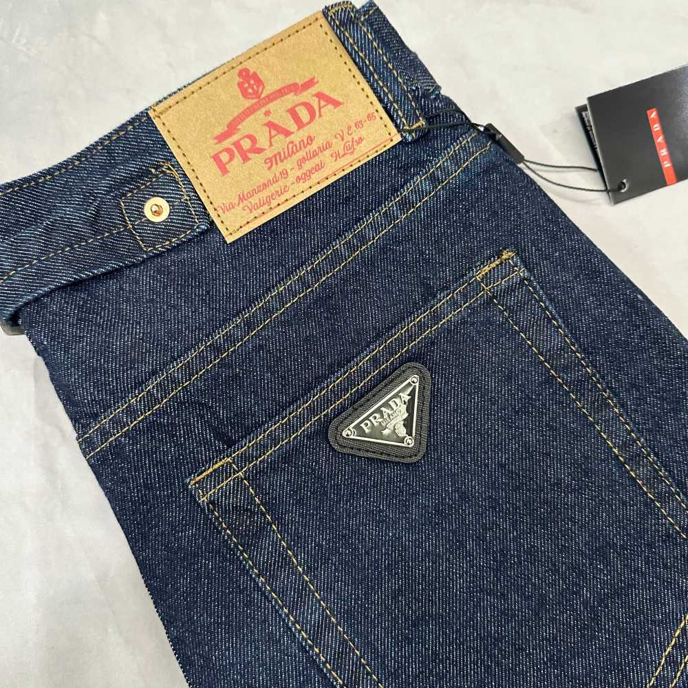 БРЮКИ Prada