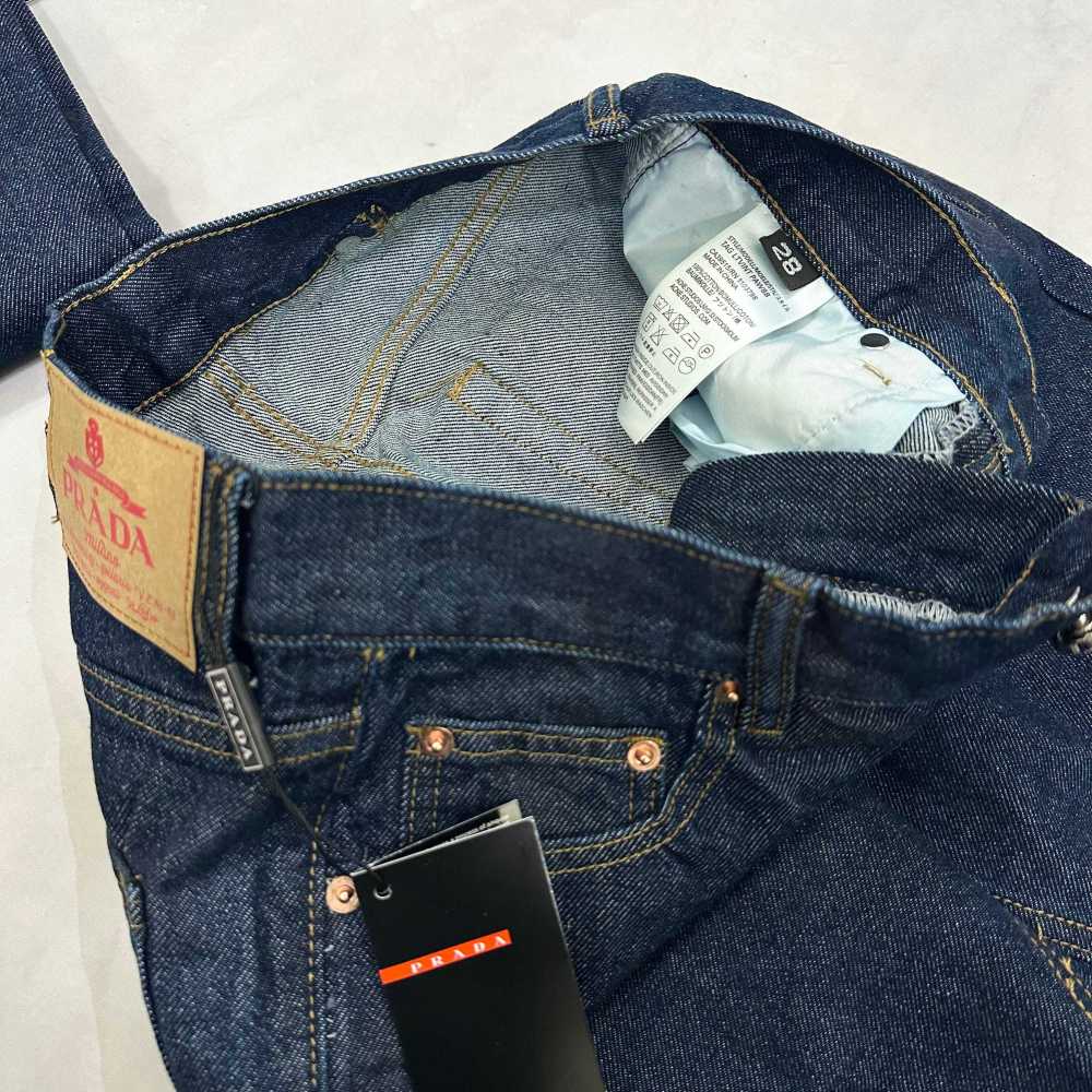 БРЮКИ Prada