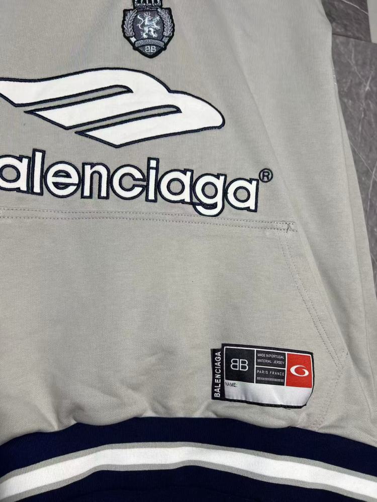 ХУДИ Balenciaga