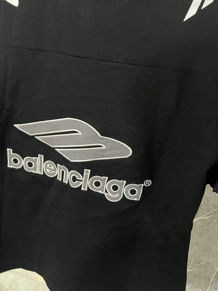 ФУТБОЛКИ Balenciaga