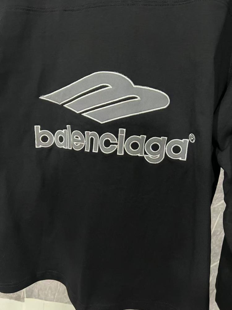 ХУДИ Balenciaga