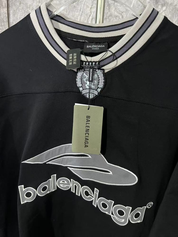 ХУДИ Balenciaga