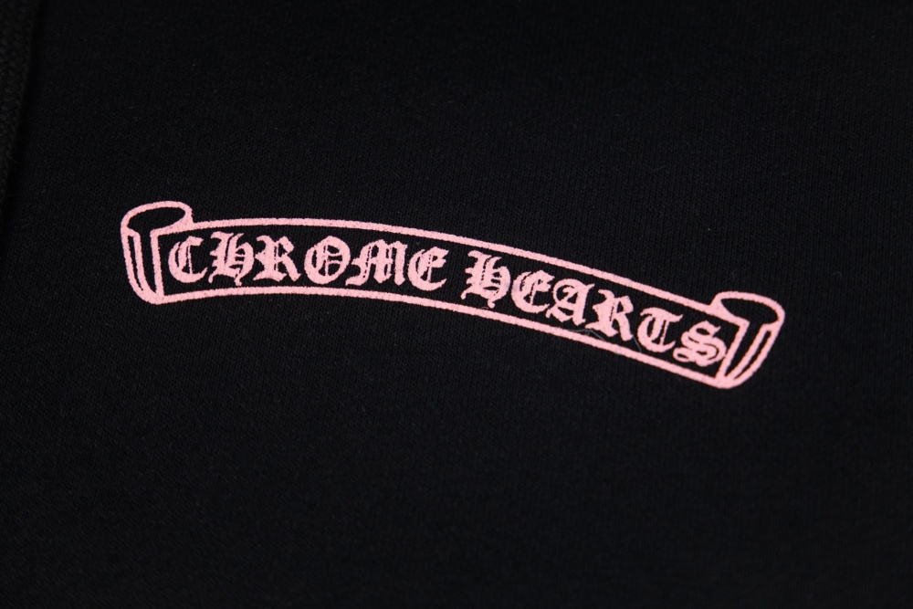 КУРТКИ Chrome Hearts