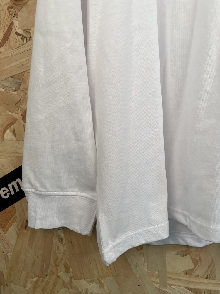 ХУДИ Supreme