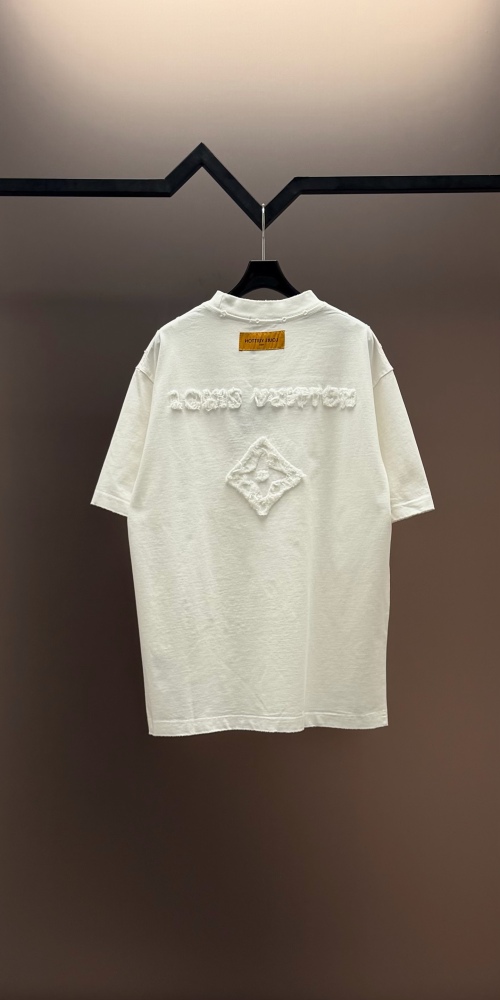 ФУТБОЛКИ Louis Vuitton