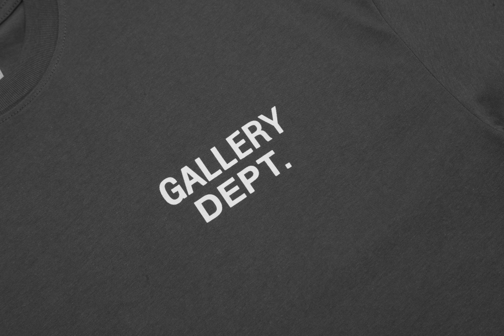 ФУТБОЛКИ Gallery Dept