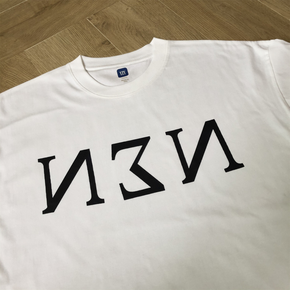 ФУТБОЛКИ YZY