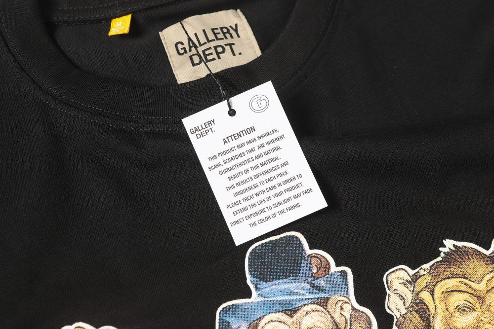 ФУТБОЛКИ Gallery Dept