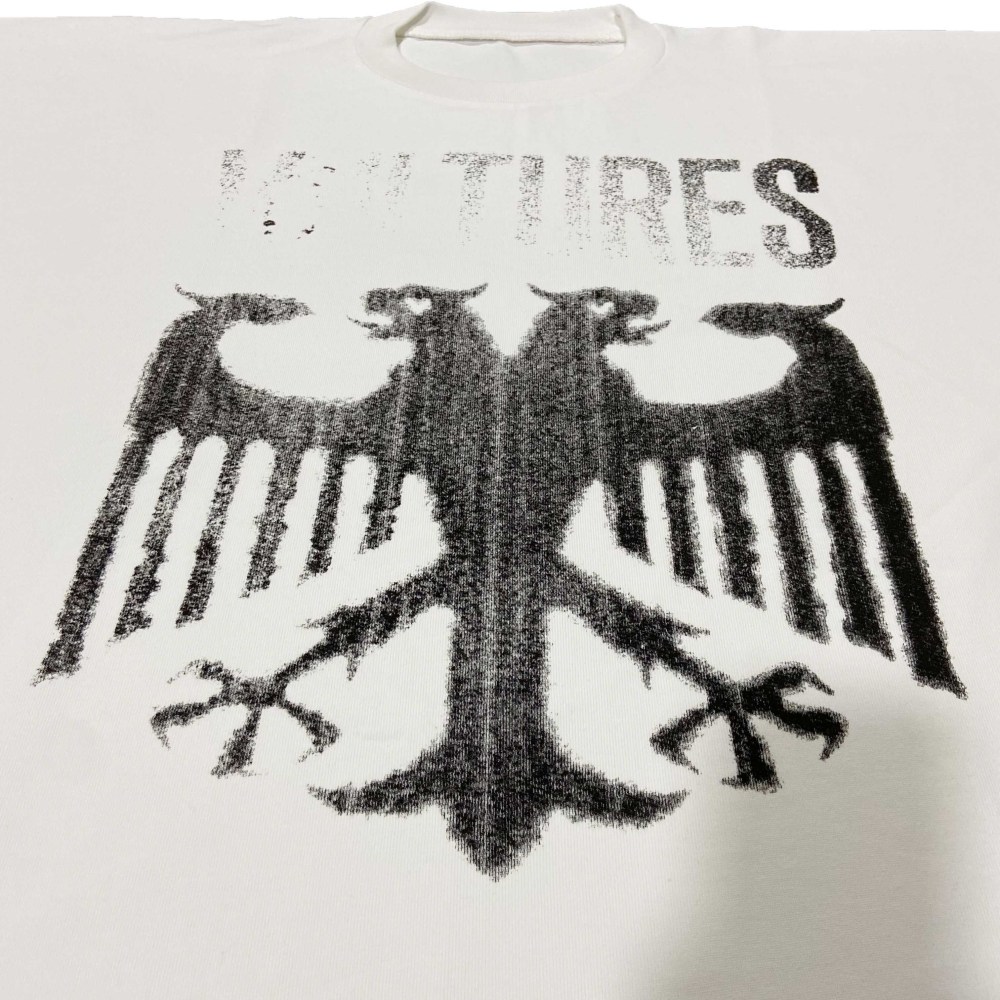 ФУТБОЛКИ kanye Vuitures