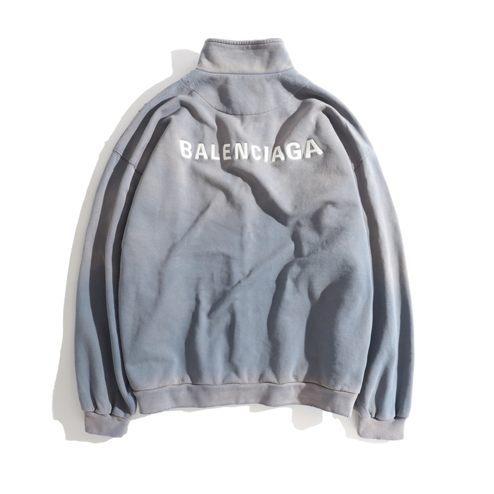 КУРТКИ Balenciaga