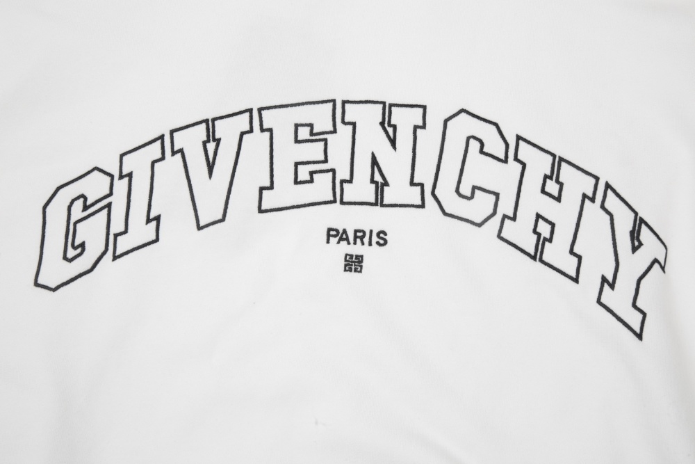 ХУДИ Givenchy