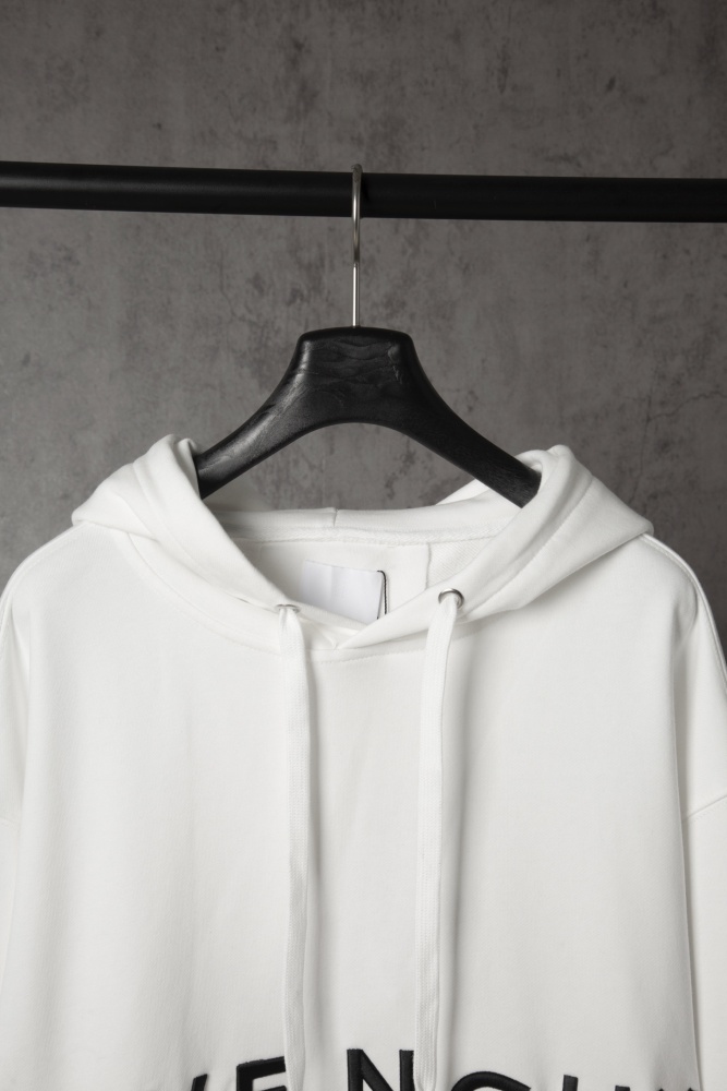 ХУДИ Givenchy