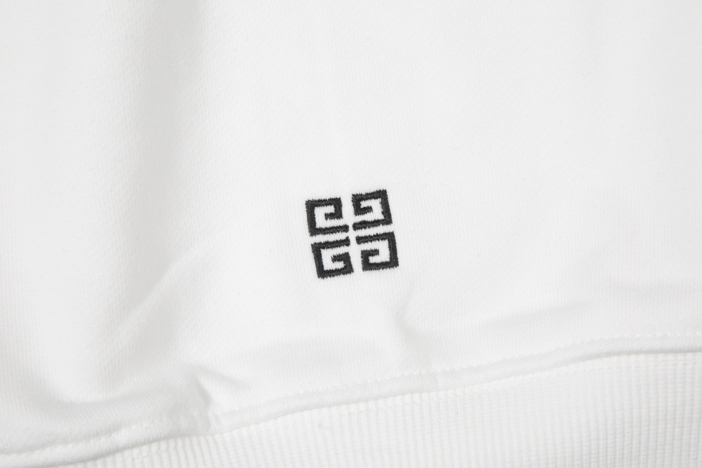 ХУДИ Givenchy