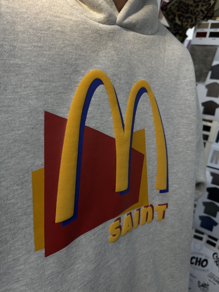 ХУДИ Saint