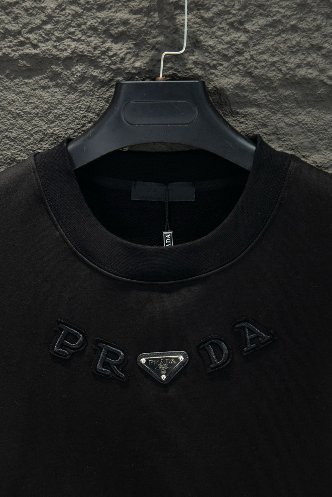 ХУДИ Prada