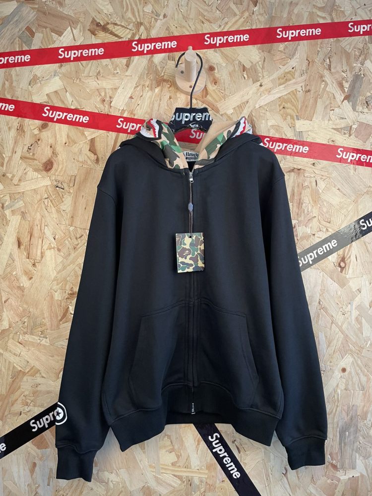 ХУДИ Bape